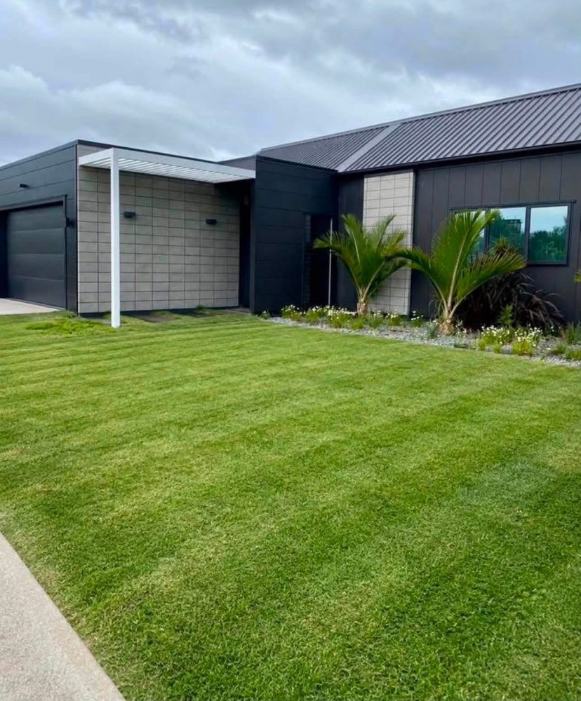 Lawn care & front-yard finish